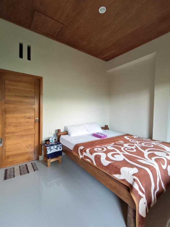 Made Oka Budget Room 姆杜克 外观 照片